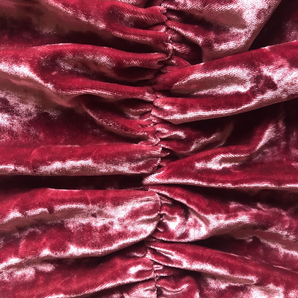 Crushed Velvet Purple Ruched Cropped Tank Top UO - Picture 2 of 4